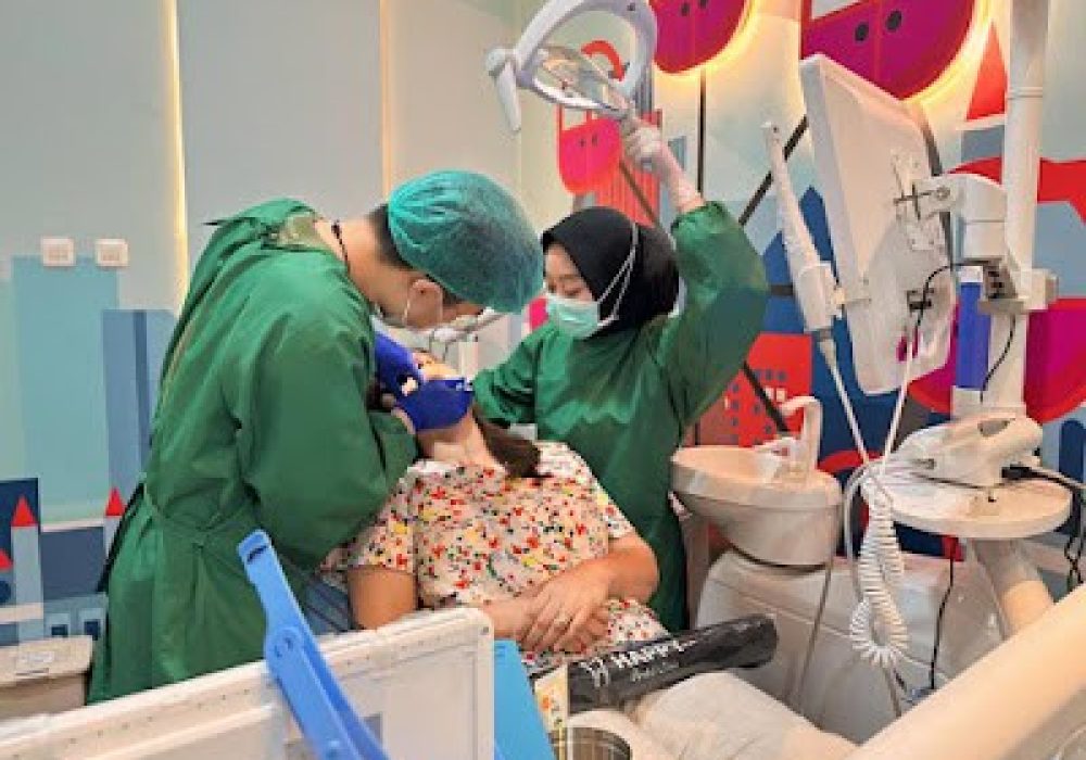 Happy Dental Clinic AEON MALL Jakarta Garden City 3