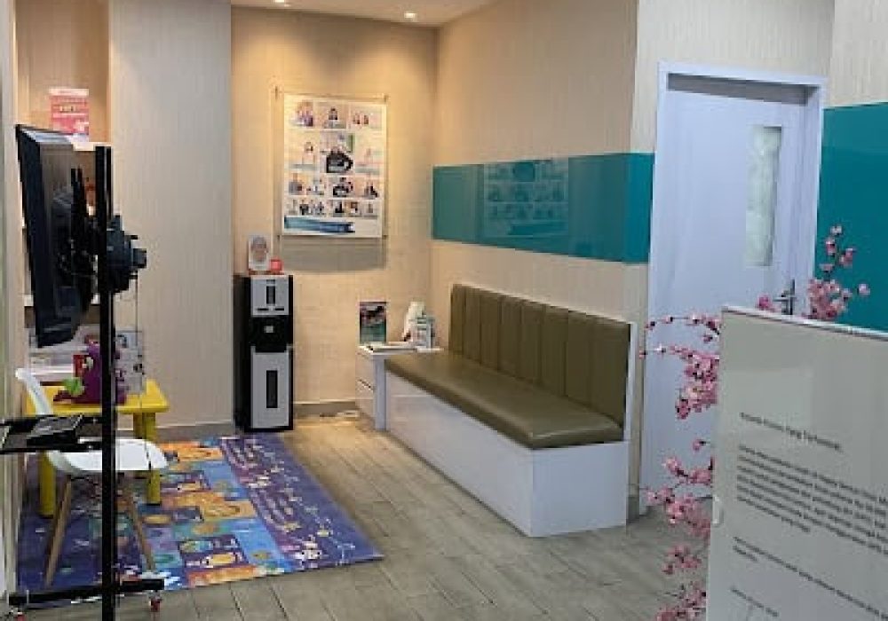 Happy Dental Clinic Mal Ciputra 5