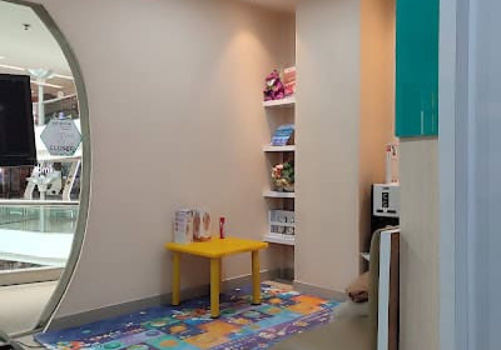Happy Dental Clinic Mal Ciputra 7