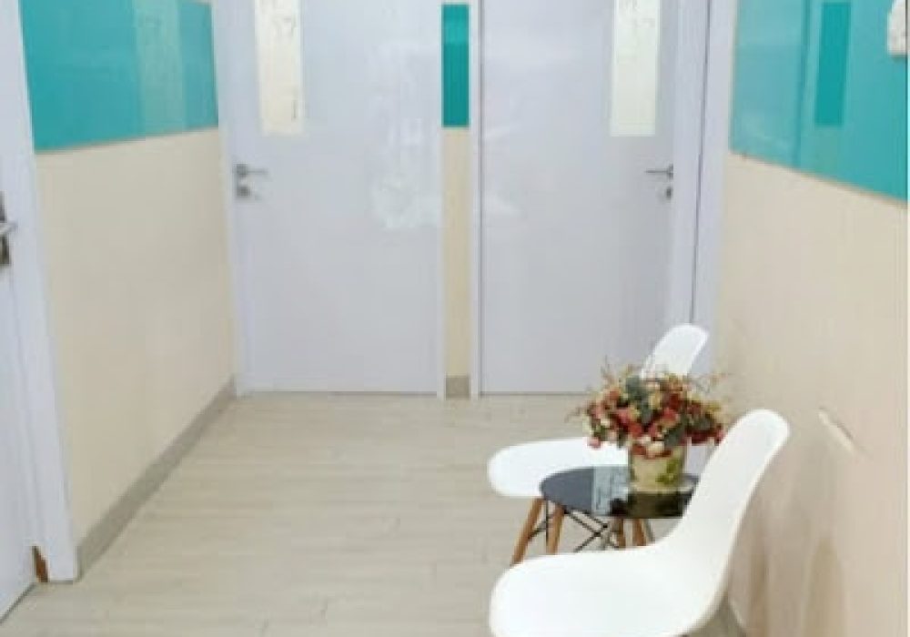 Happy Dental Clinic Mal Ciputra 8